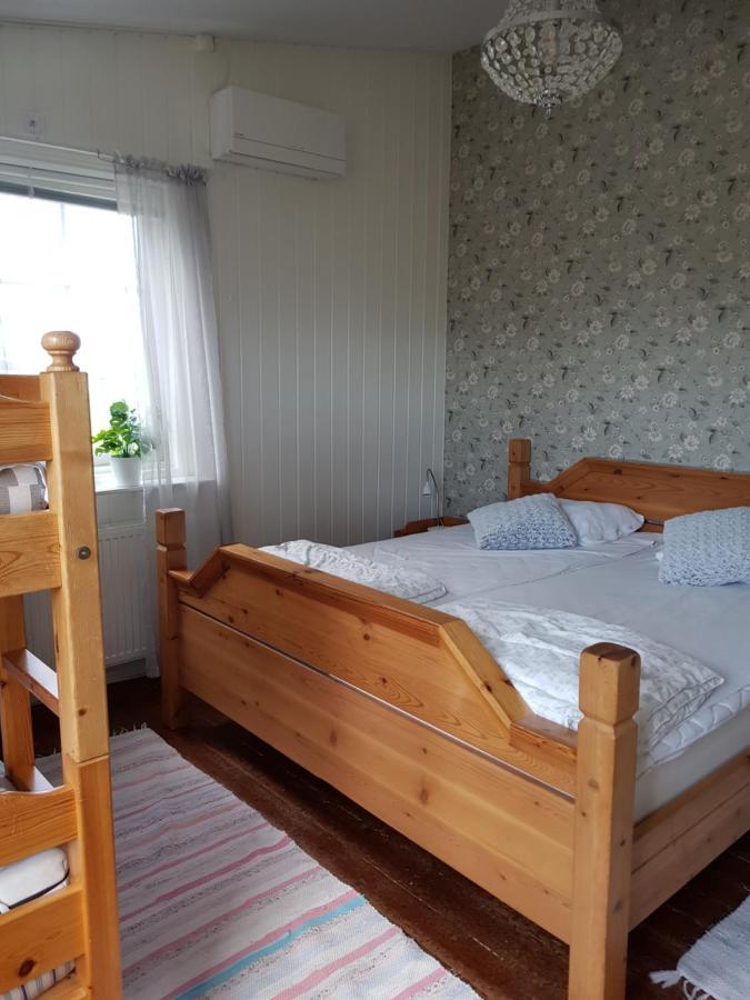 Vare 4 Vandrarhem Traslovslage 외부 사진